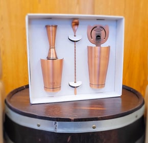 Bourbon Shaker- custom designed bourbon packaging from a packaging company near me